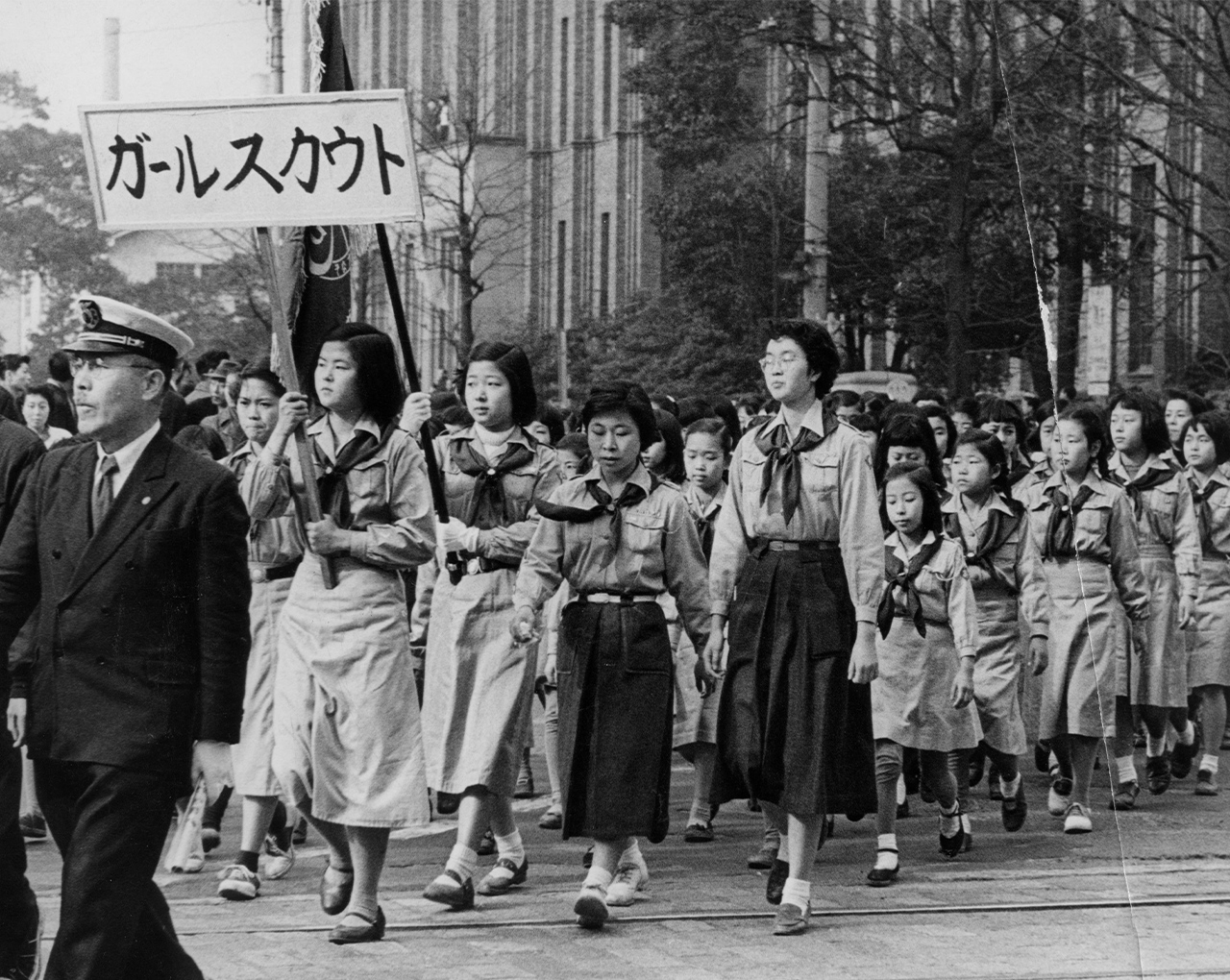 100周年記念 公益社団法人ガールスカウト日本連盟